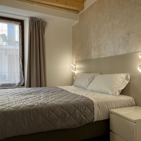 Anfite Apartments Santa Maria Desenzano del Garda Exterior photo
