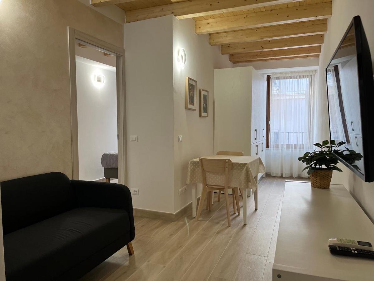 Anfite Apartments Santa Maria Desenzano del Garda Exterior photo